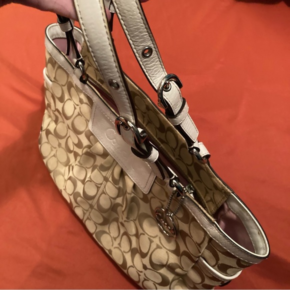 Vintage Coach Signature Logo Shoulder Bag - Picture 13 of 15